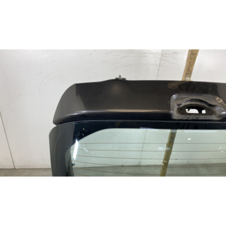 Malle/Hayon arriere NISSAN JUKE 1