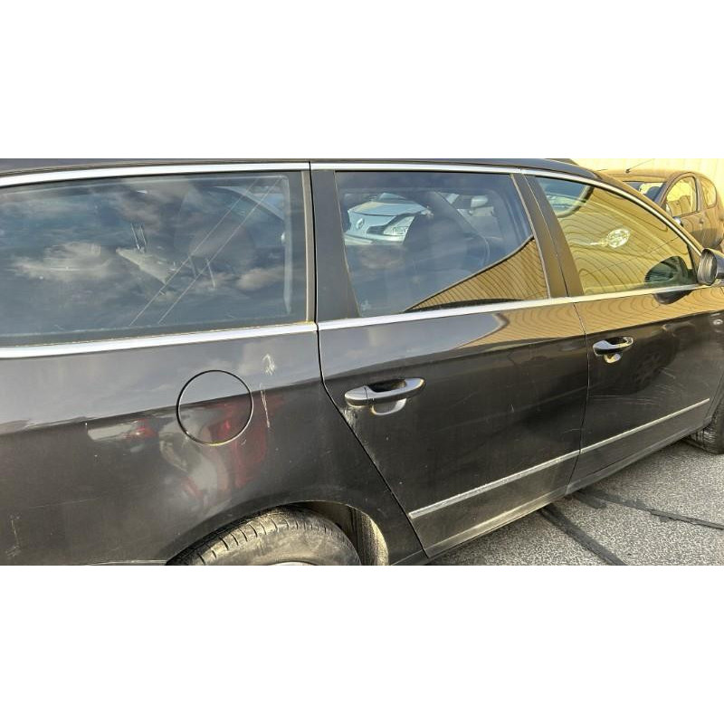 Porte arriere gauche VOLKSWAGEN PASSAT 5 Photo n°9