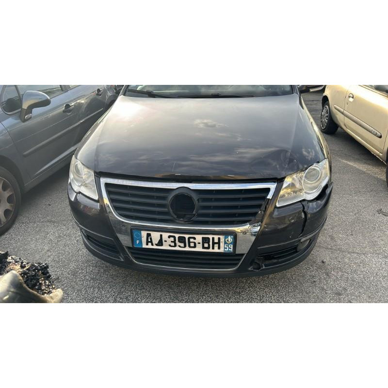 Poignee electrique frein a main VOLKSWAGEN PASSAT 5 Photo n°4
