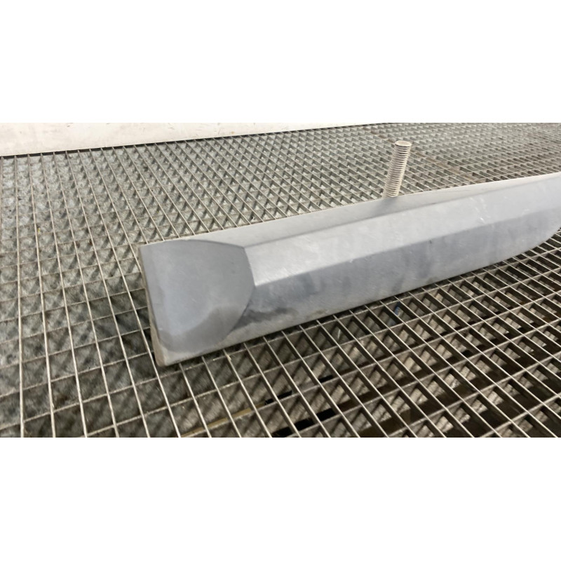 Baguette de porte arriere gauche  RENAULT MEGANE 3 Photo n°2