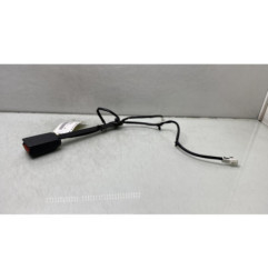 Attache ceinture avant droit NISSAN JUKE 1