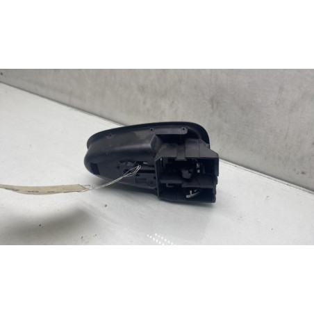 Poignee interieur avant gauche TOYOTA AVENSIS 3