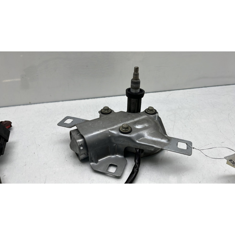 Moteur essuie glace arriere PEUGEOT 106 Photo n°2
