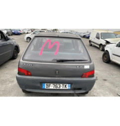Moteur essuie glace arriere PEUGEOT 106