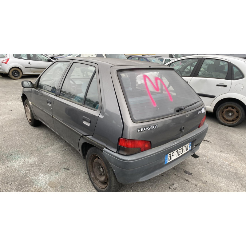 Moteur essuie glace arriere PEUGEOT 106 Photo n°14