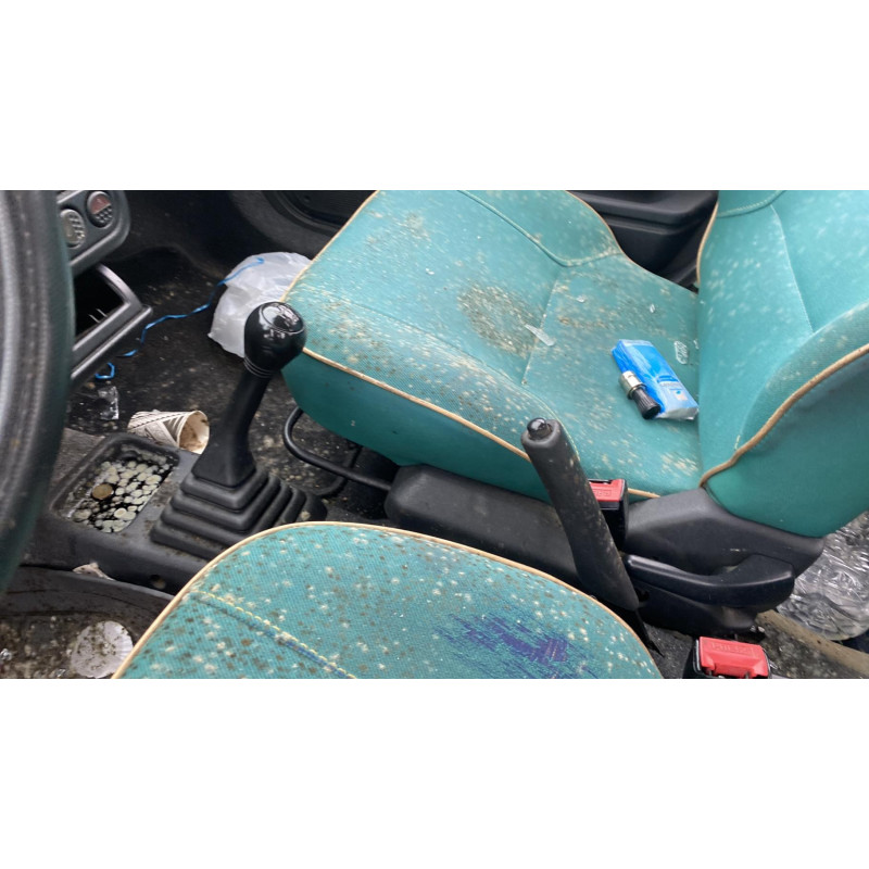 Moteur essuie glace arriere PEUGEOT 106 Photo n°19
