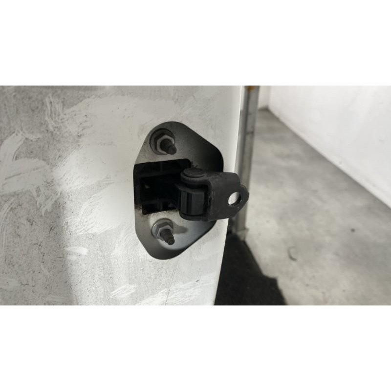 Porte arriere droit CITROEN C4 CACTUS Photo n°3