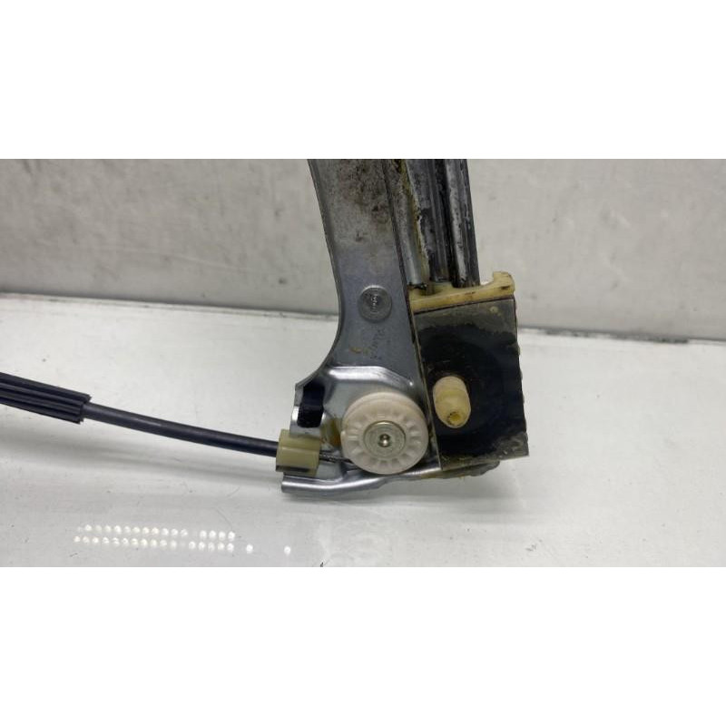 Leve vitre electrique avant droit CITROEN C4 CACTUS Photo n°8