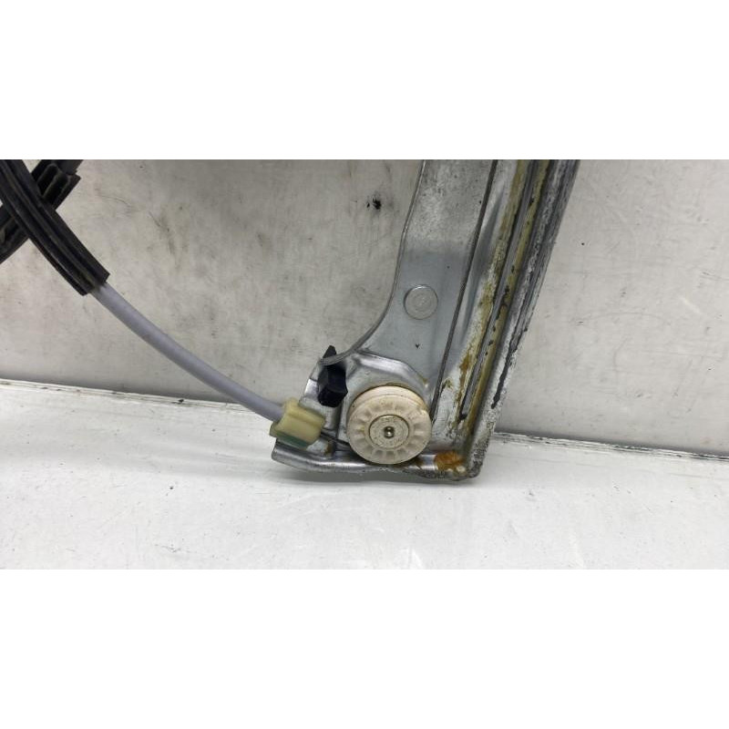 Leve vitre electrique avant gauche CITROEN C4 CACTUS Photo n°5