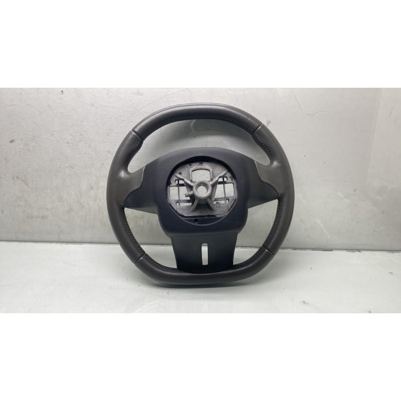 Volant CITROEN C4 CACTUS Photo n°4