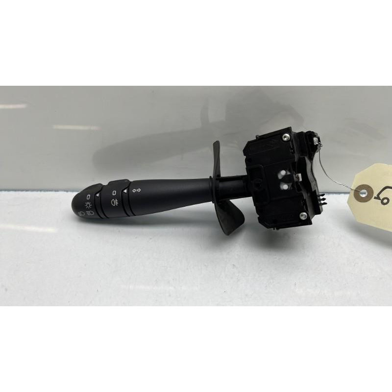 Commodo phare RENAULT CLIO 2 CAMPUS Photo n°3