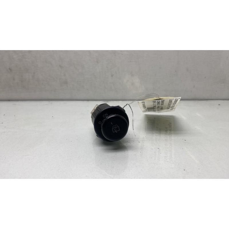 Commande degivrage lunette arriere SSANGYONG KORANDO 1 Photo n°1
