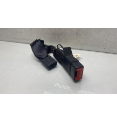 Attache ceinture arriere droit TOYOTA AVENSIS 3 Photo n°1