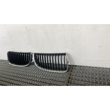 Calandre BMW SERIE 3 E91 Photo n°1