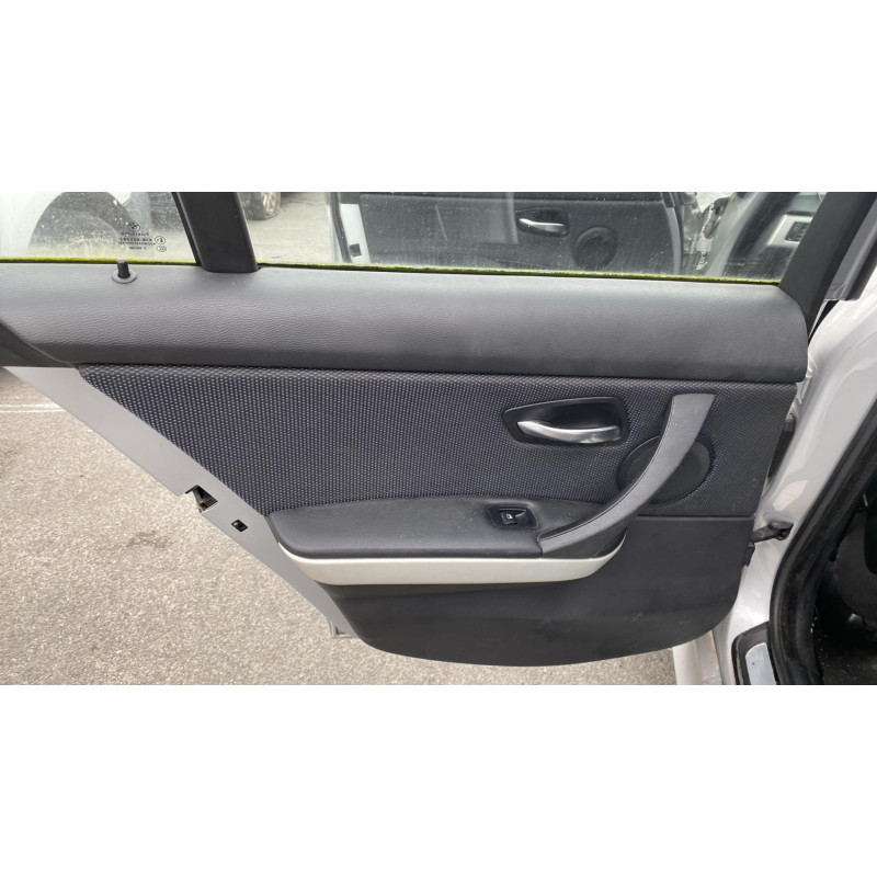 Calandre BMW SERIE 3 E91 Photo n°14