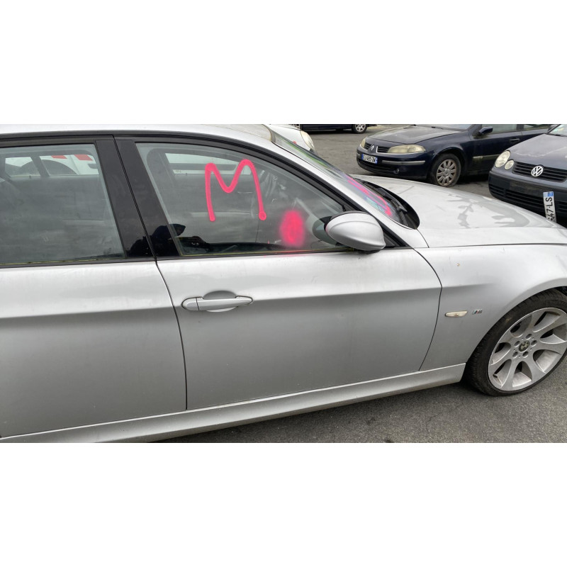 Calandre BMW SERIE 3 E91 Photo n°18