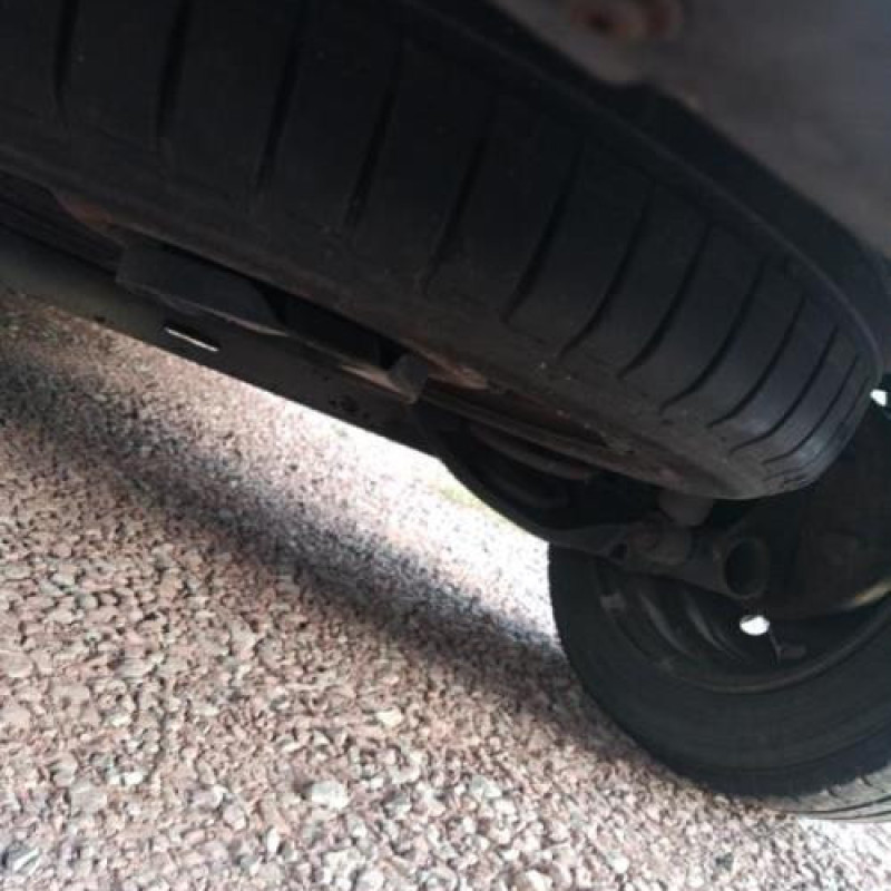 Pretensionneur de ceinture arriere gauche RENAULT CLIO 3 Photo n°16