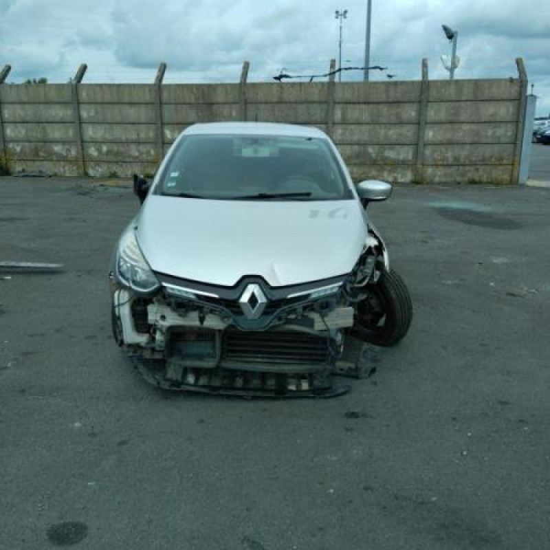 Feu arriere secondaire gauche (feux) RENAULT CLIO 4 Photo n°4