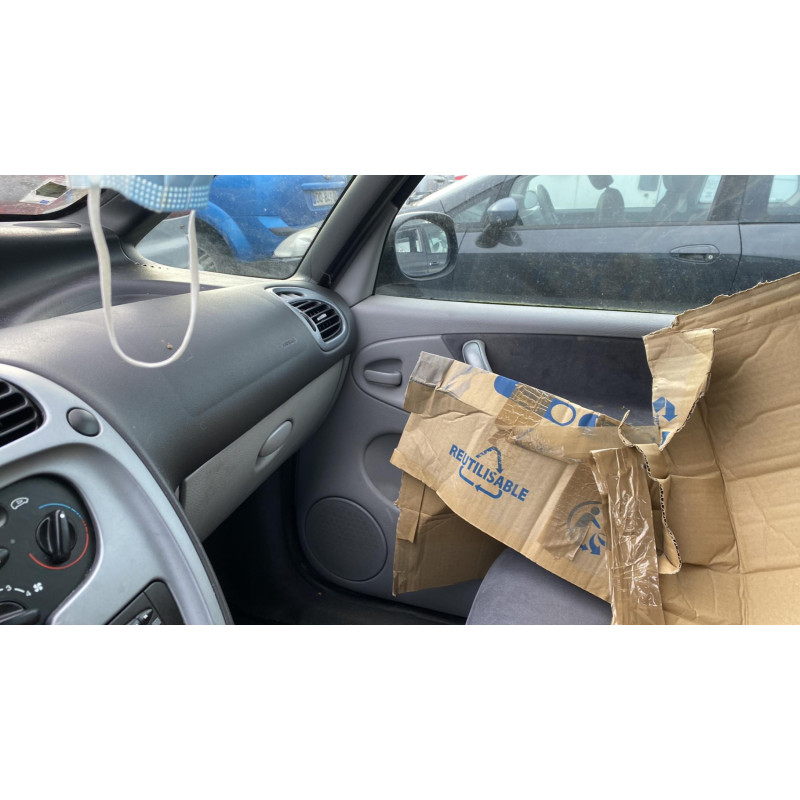 Porte avant droit CITROEN XSARA PICASSO Photo n°18