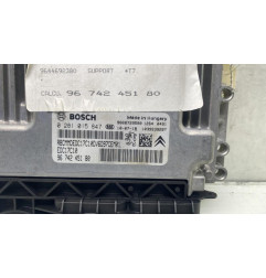 Calculateur moteur PEUGEOT 308 1 Photo n°1