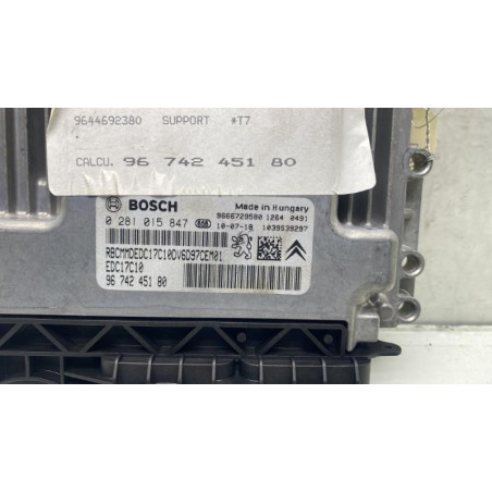 Calculateur moteur PEUGEOT 308 1 Photo n°1