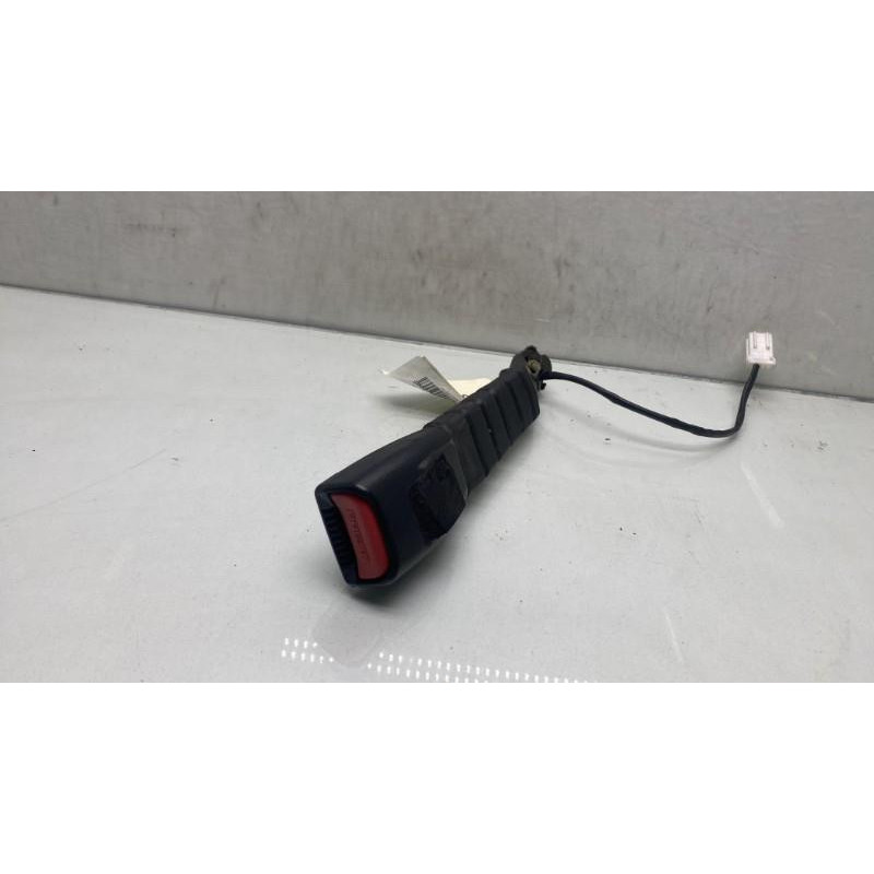Attache ceinture avant gauche SSANGYONG KORANDO 1 Photo n°1