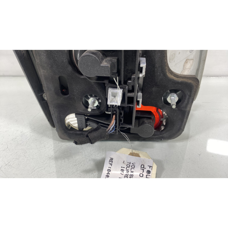 Feu arriere secondaire droit (feux) VOLKSWAGEN TOUAREG 1 Photo n°3