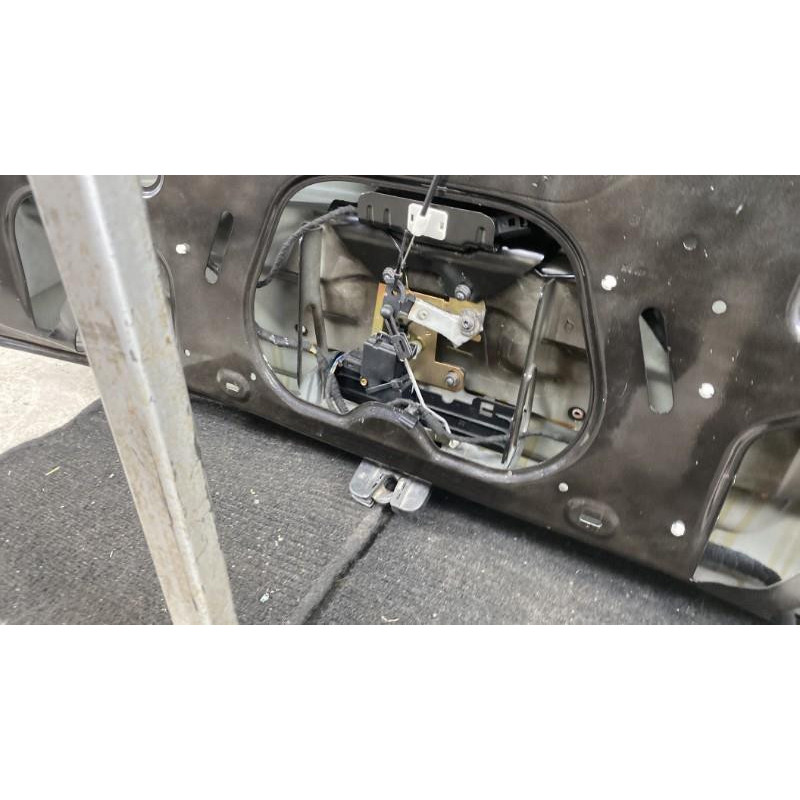 Malle/Hayon arriere VOLKSWAGEN TOUAREG 1 Photo n°6