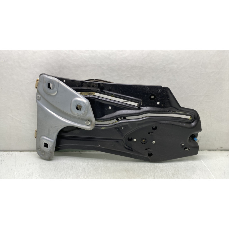 Leve vitre electrique arriere gauche PEUGEOT 308 1 Photo n°2
