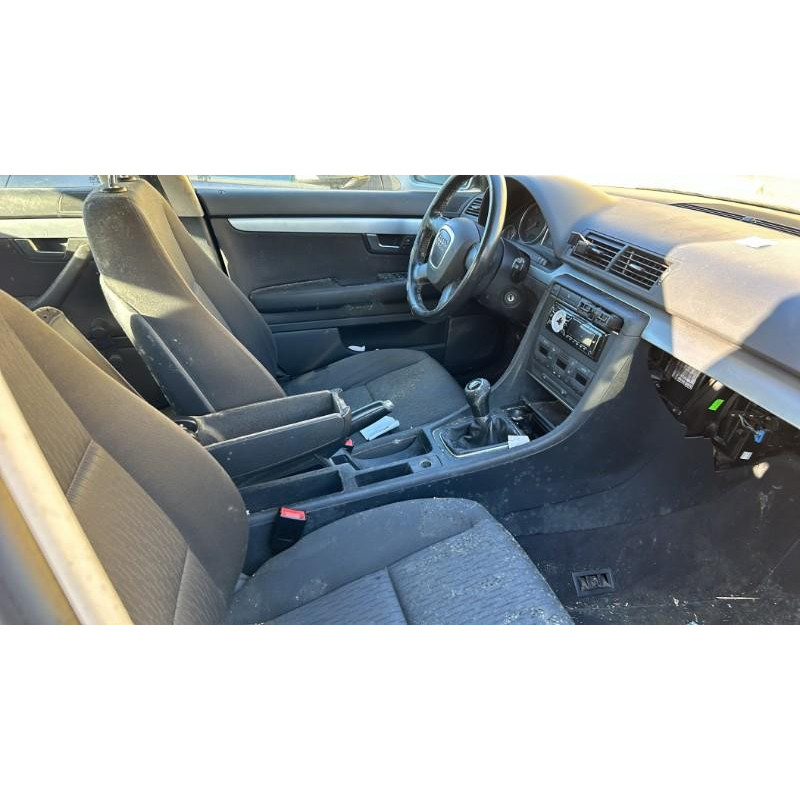 Pare choc arriere AUDI A4 2 Photo n°7