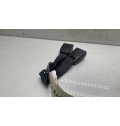 Attache ceinture arriere droit PEUGEOT 206 Photo n°1