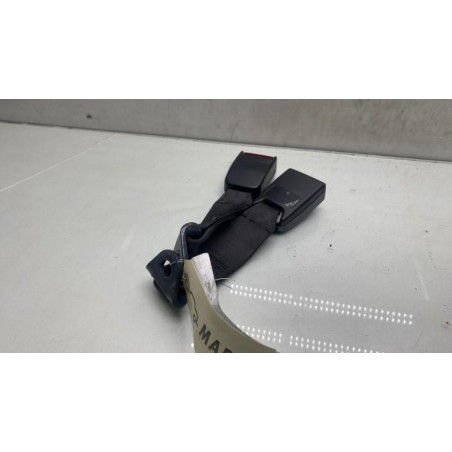 Attache ceinture arriere droit PEUGEOT 206 Photo n°1