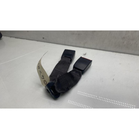 Attache ceinture arriere droit PEUGEOT 206
