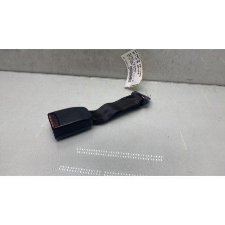 Attache ceinture arriere gauche PEUGEOT 206