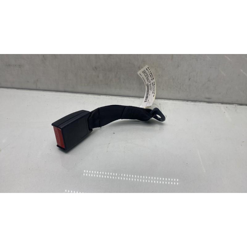 Attache ceinture arriere gauche PEUGEOT 206 Photo n°3