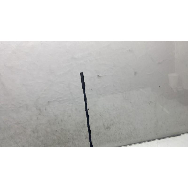 Antenne FIAT GRANDE PUNTO Photo n°2