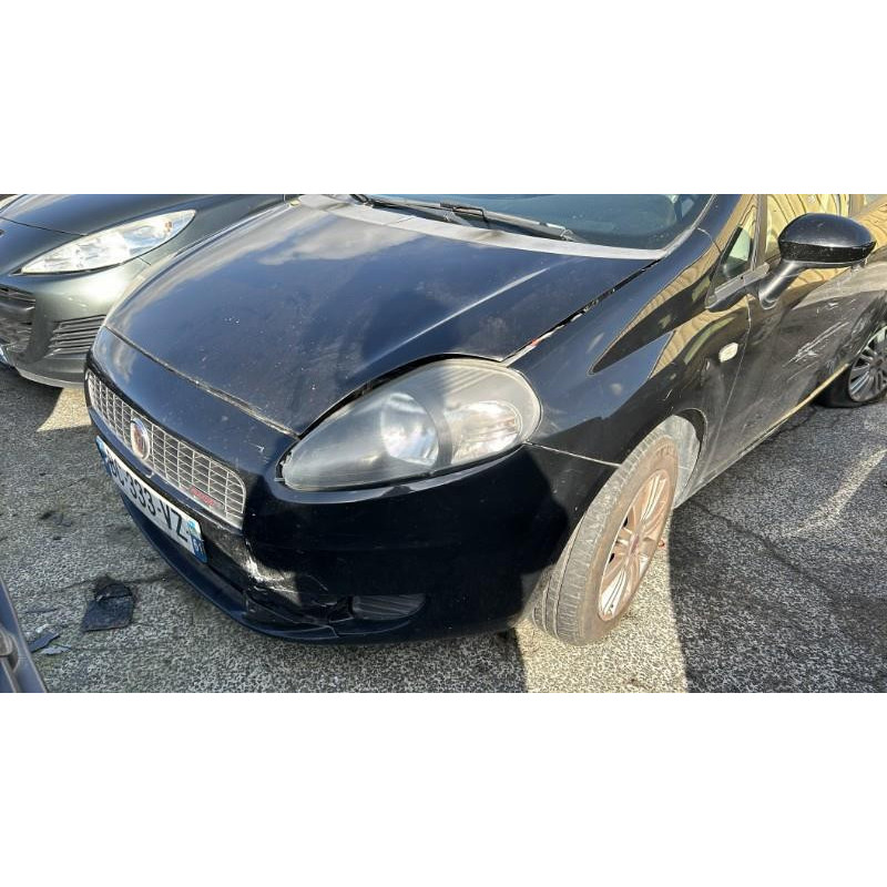 Antenne FIAT GRANDE PUNTO Photo n°10