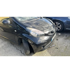 Feu arriere stop central TOYOTA AYGO 1