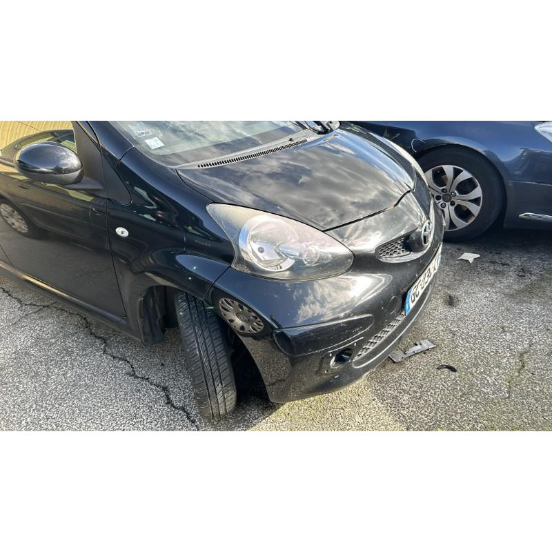 Feu arriere stop central TOYOTA AYGO 1 Photo n°12
