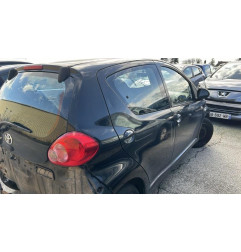 Feu arriere stop central TOYOTA AYGO 1