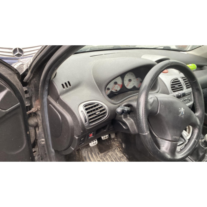 Boite a gants PEUGEOT 206 Photo n°19
