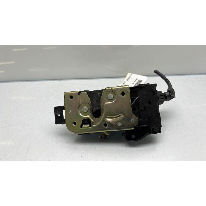 Serrure avant gauche FORD FOCUS 1 Photo n°6