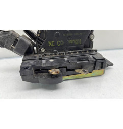 Serrure avant gauche FORD FOCUS 1