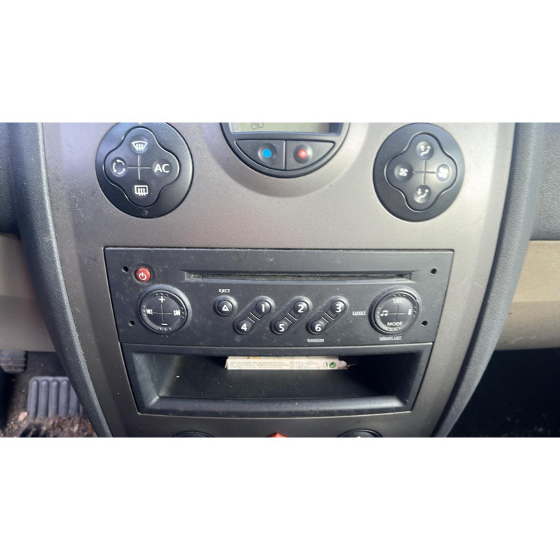 Porte avant gauche RENAULT MEGANE 2 Photo n°19