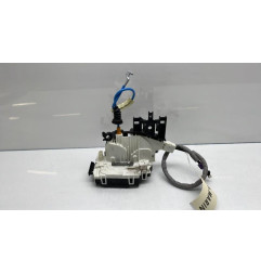 Serrure avant droit MERCEDES CLASSE CLA 117