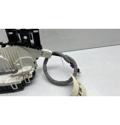 Serrure avant droit MERCEDES CLASSE CLA 117