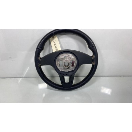 Volant MERCEDES CLASSE CLA 117 Photo n°1