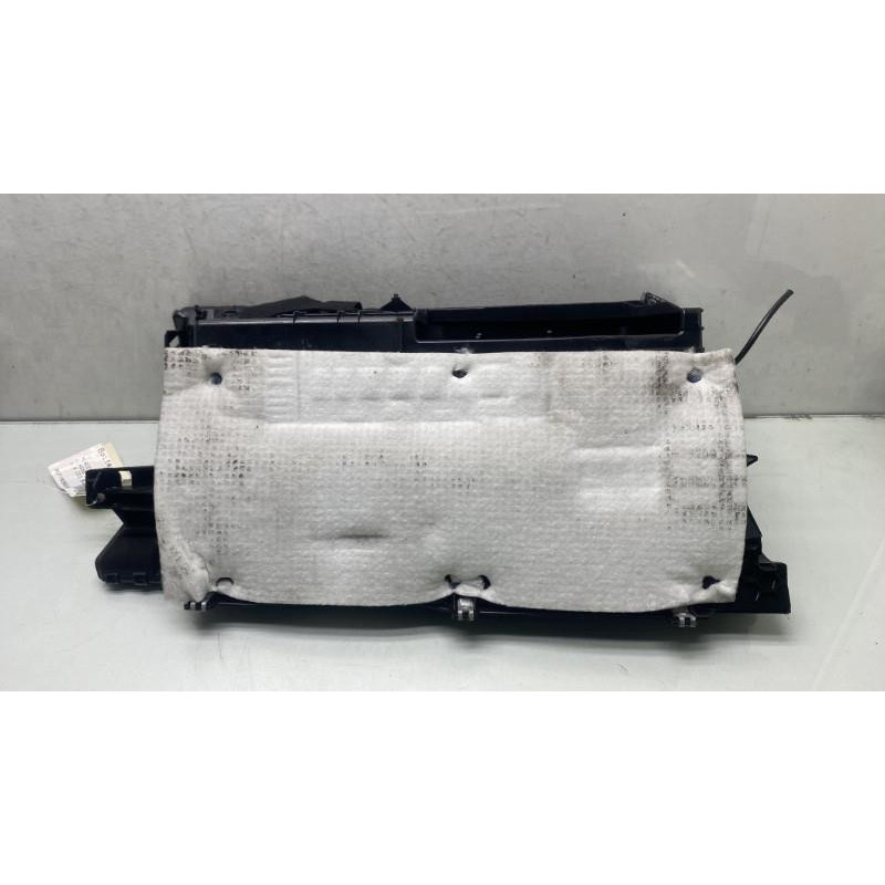 Boite a gants MERCEDES CLASSE M 164 Photo n°3