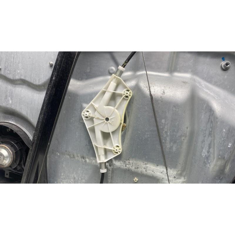 Leve vitre electrique avant gauche MERCEDES CLASSE M 164 Photo n°1