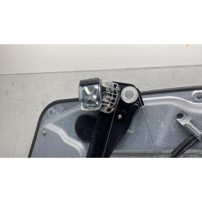 Leve vitre electrique avant gauche MERCEDES CLASSE M 164 Photo n°2